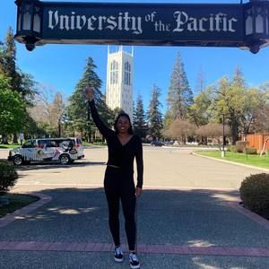 Meet your Posher, Mariama